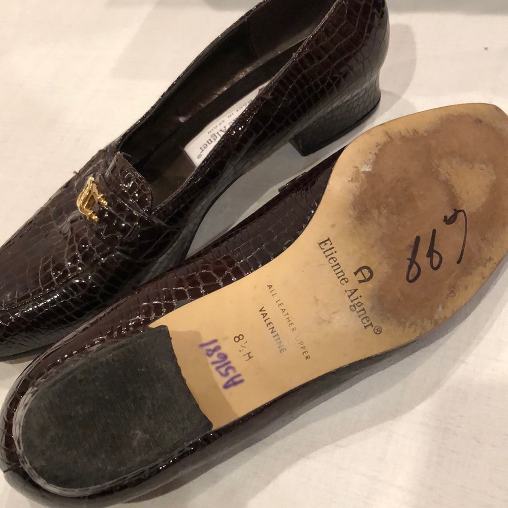 Etienne Aigner Croc-Embossed Leather Loafers with Gold Emblem - Picture 4 of 5